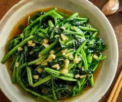 Stir-Fried Spinach with Garlic 菠菜炒蒜蓉
