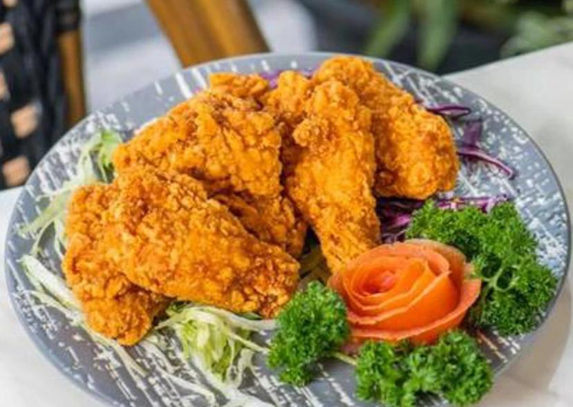 Deep-Fried Spice Chicken Wings (4 pcs) 香辣鸡翅